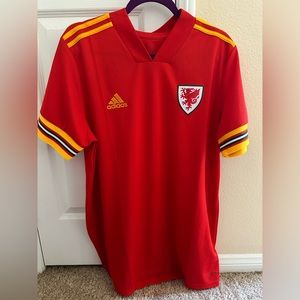 Adidas Men’s Wales National Soccer Team Jersey SZ L